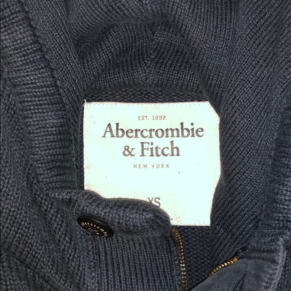 Abercrombie & Fitch sweater - Picture 4 of 4